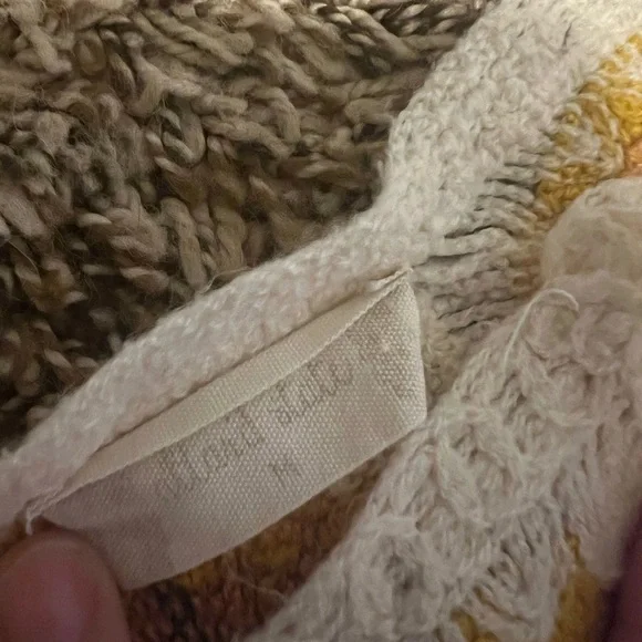 Altar’d State Sunflower Crochet Women Top size Medium - Picture 3 of 4